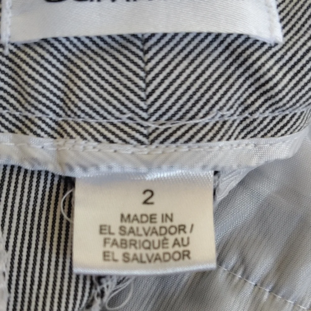 Calcin Klein Women's Classic Pinstripe Business Casual Pant Size 2